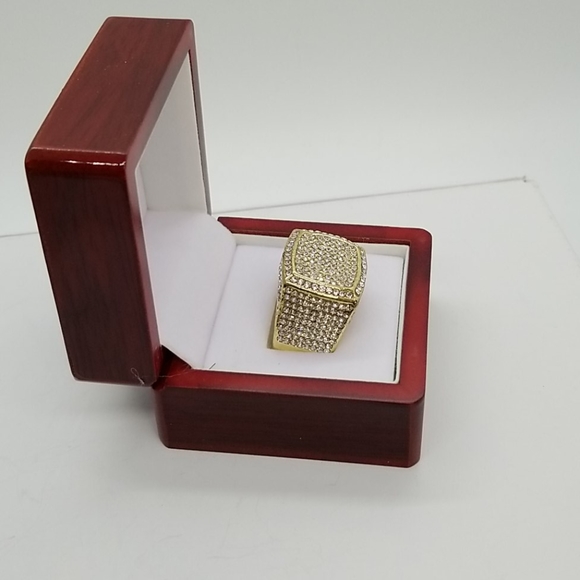 Mans ring - Picture 3 of 3